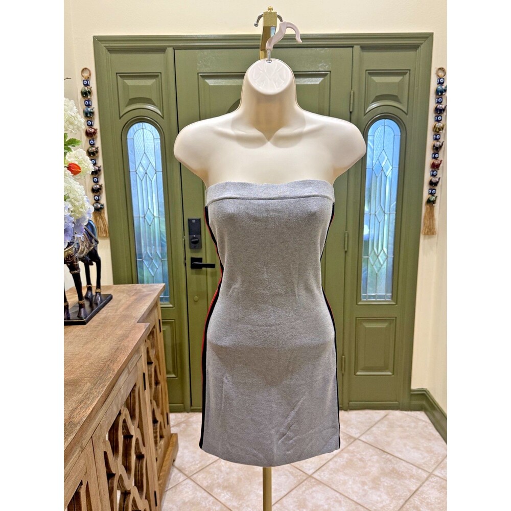 Forever 21 gray strapless mini dress size m